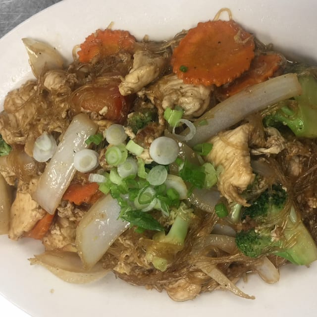E8: Pad Woon Sen.