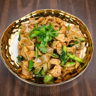N2: Pad See Eiw